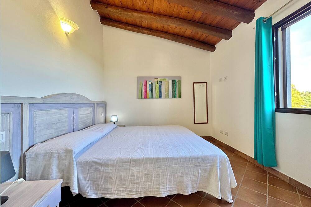 Ganze Wohnung, \" Anna Sea View \" in Torre di Bari, Ogliastra Provinz