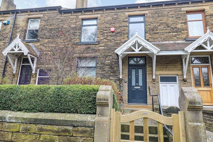 Cottage for 5 people, with garden in Huddersfield
