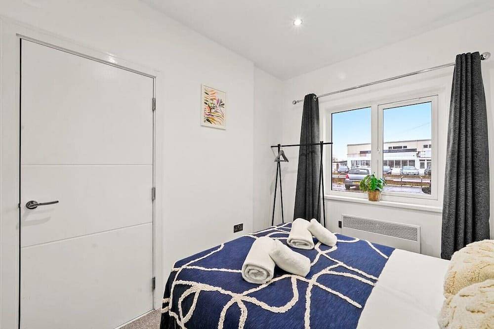 Entire apartment, 3Cb Apartment*2 Bedroom*Sleeps 4*Long Stay Disc in Swindon, North Wessex Downs