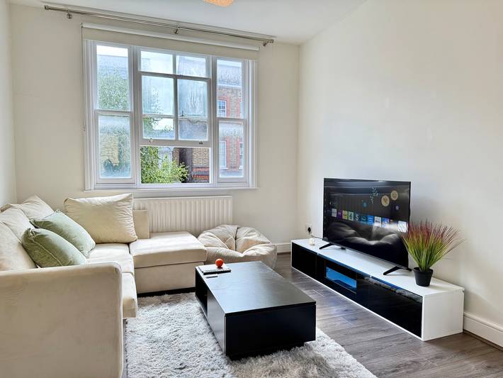 Holiday apartment for 5 people, with balcony, child-friendly in Islington