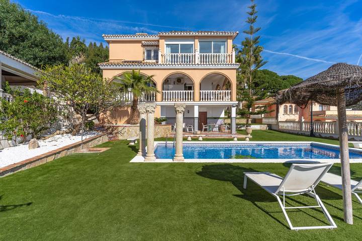 Casa rural para 14 personas, con Jardín en Arroyo de La Miel - 3