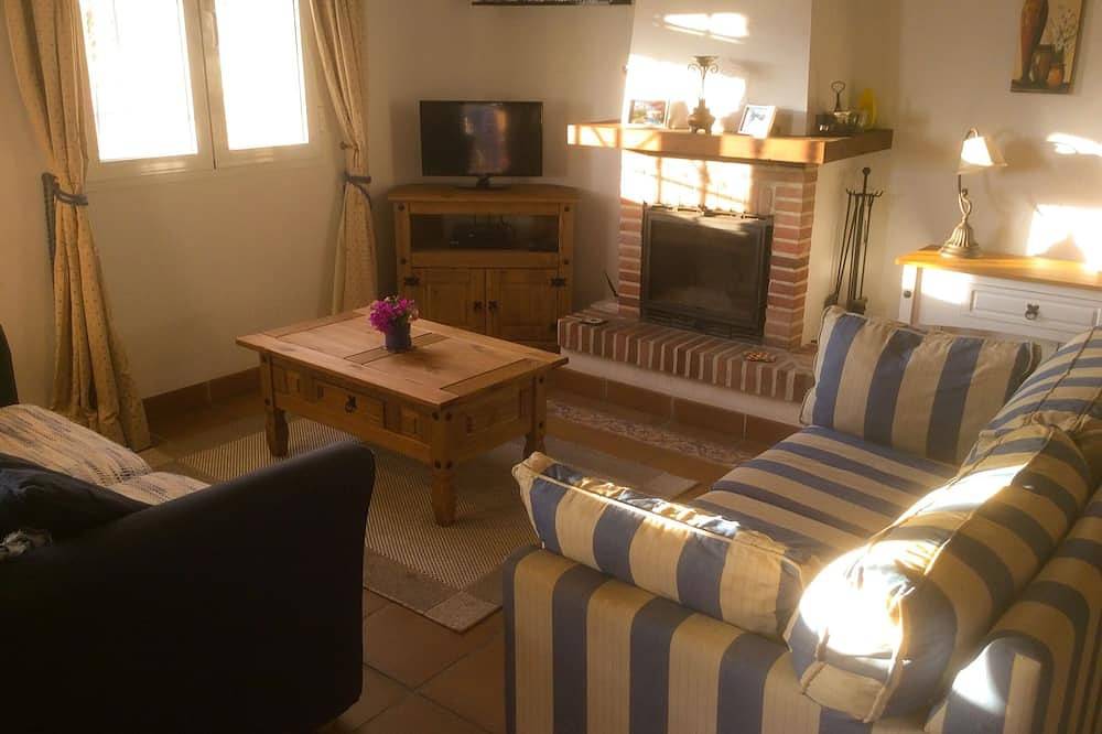 Hermosa villa 3 bedrooomed con piscina privada, impresionantes vistas, cerca de Cómpeta in Canillas de Albaida, Provincia de Málaga