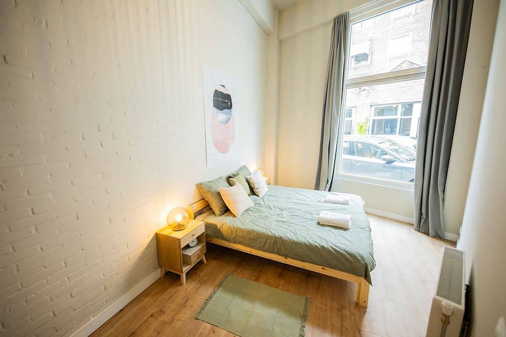 Geheel appartement, Refined Retreat 2Bdr  Apartment   Bsh27 in Rotterdam, Zuid-Holland