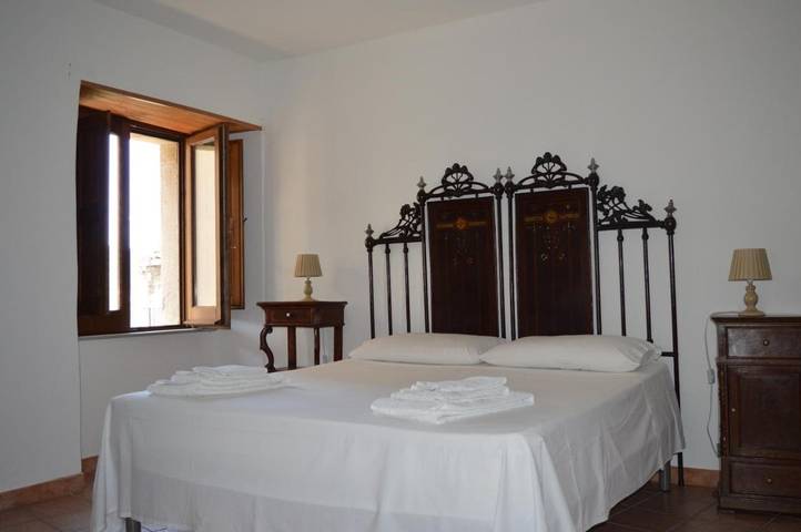 Location de vacances pour 5 personnes à Montalbano Elicona - 3