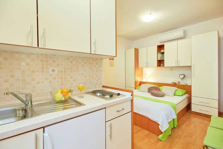Ferienwohnung für 2 Personen, mit Balkon in Tucepi - 3