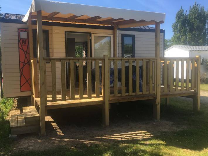 Camping pour 4 personnes, avec piscine