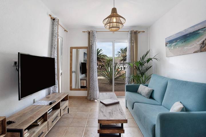 Ferienhaus 'Casa Verdemar' mit Gemeinschaftspool, privater Terrasse und Wlan in Corralejo, La Oliva