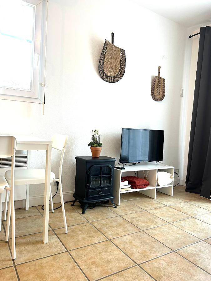 Gîte pour 3 personnes, avec jardin, animaux acceptés dans Plage de l'Uhabia - 2