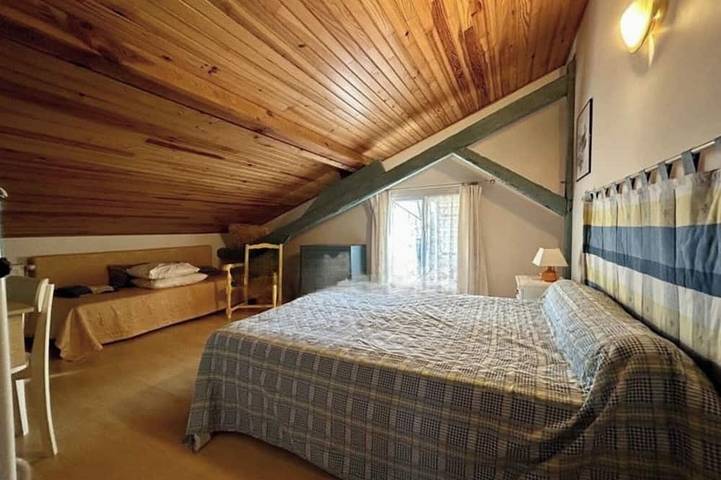 Location de vacances pour 6 personnes, avec jacuzzi ainsi que jardin et terrasse, animaux acceptés à La Boissière-d'Ans - 3