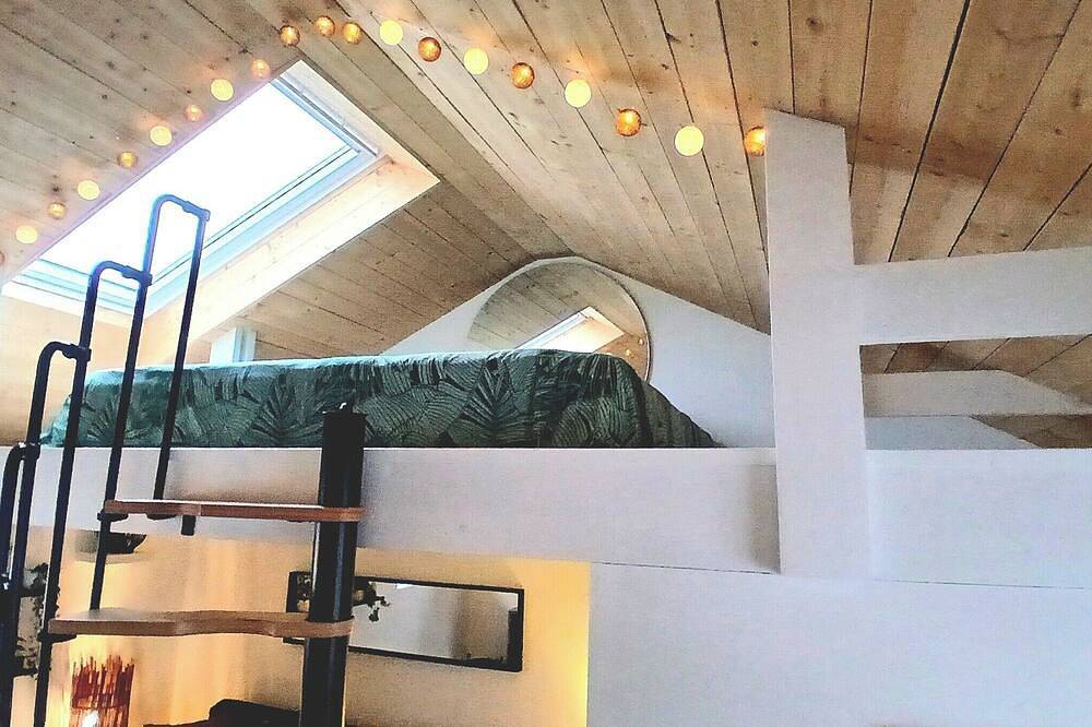Romantic Lakeview Guesthouse in Swedish Nature in Finnerödja distrikt, Laxa