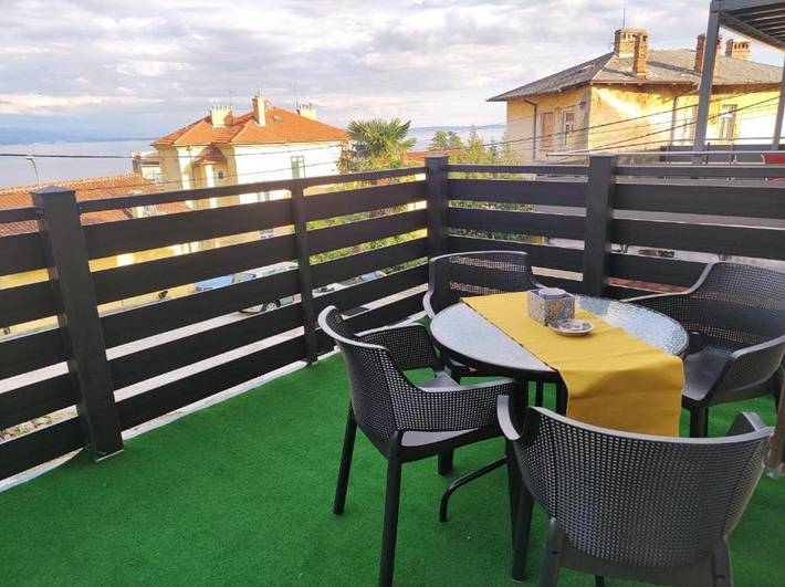 Maison d’hôte pour 3 personnes, avec balcon dans Grad Opatija - 2