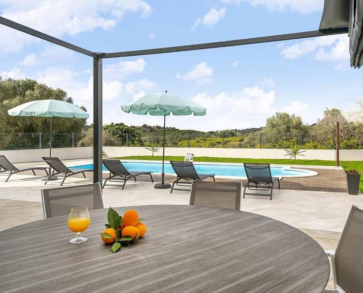 Location de vacances pour 6 personnes, avec piscine ainsi que jardin et vue à Algoz - 4