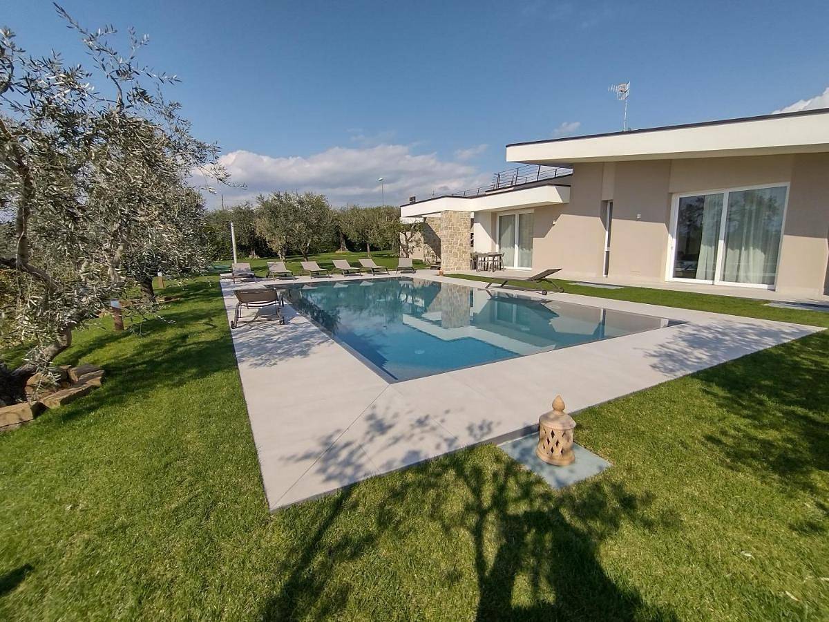 La Rondinella Apartments in Calmasino, Bardolino