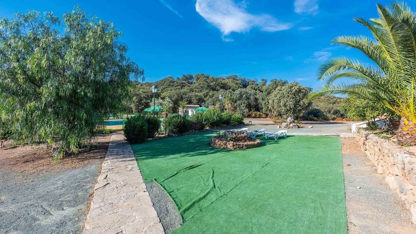 Casa rural para 18 personas, con balcón/terraza y piscina, Se admiten mascotas en Archidona - 4
