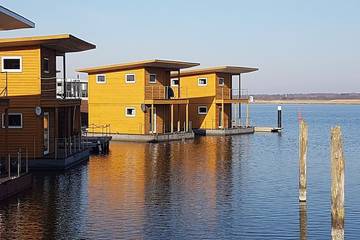 Hausboot für 4 Personen, mit Sauna und Balkon, kinderfreundlich in Mecklenburg-Vorpommern