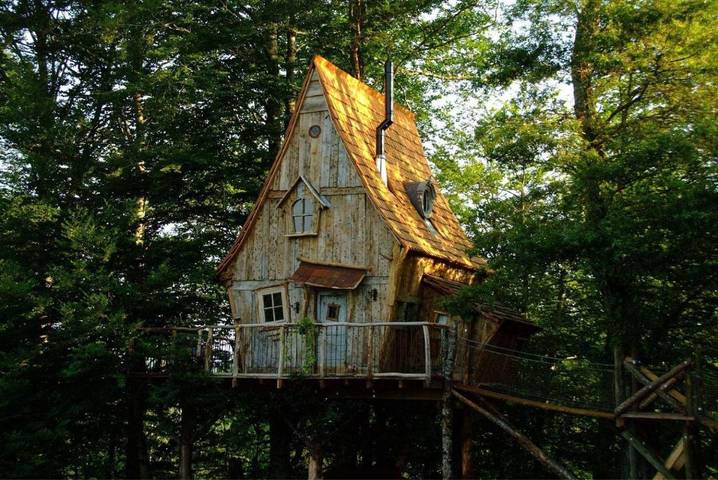 Chambre d’hôte pour 5 personnes, avec Balcon et Terrasse ainsi que Jardin et Vue