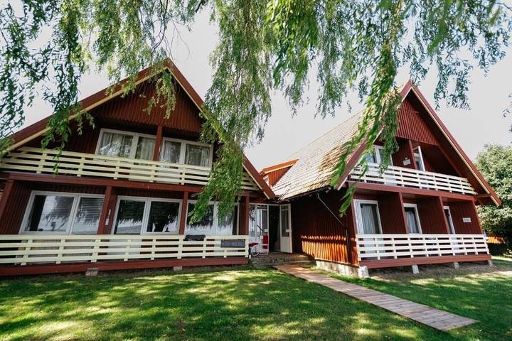 Auberge pour 5 personnes, avec Balcon et Terrasse ainsi que Jardin et Vue