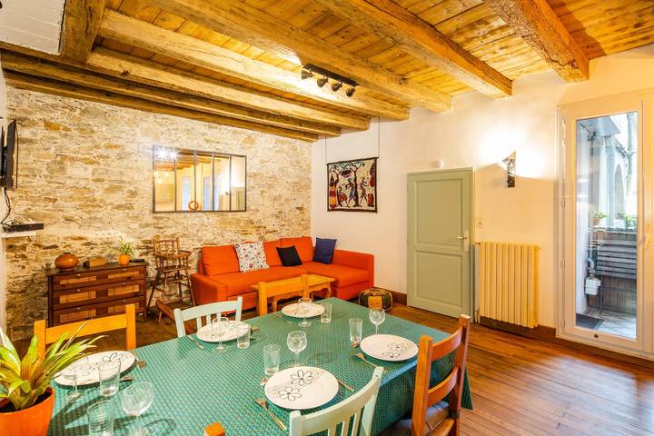 Gîte pour 6 personnes, avec Terrasse à Nantes