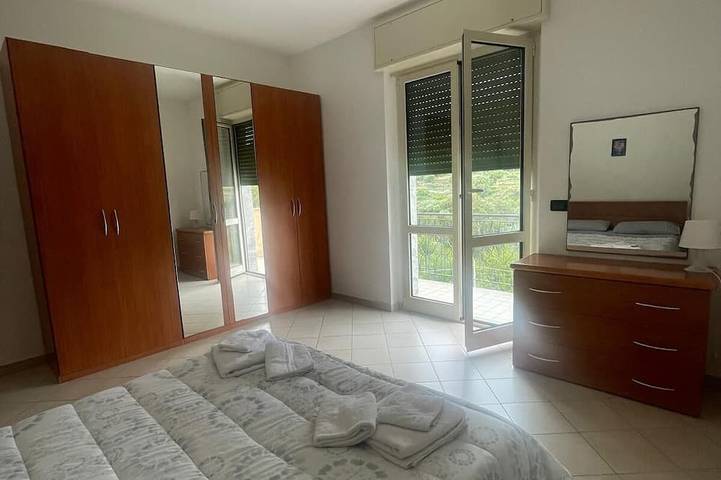 Gîte pour 6 personnes, animaux acceptés à Pompeiana - 2