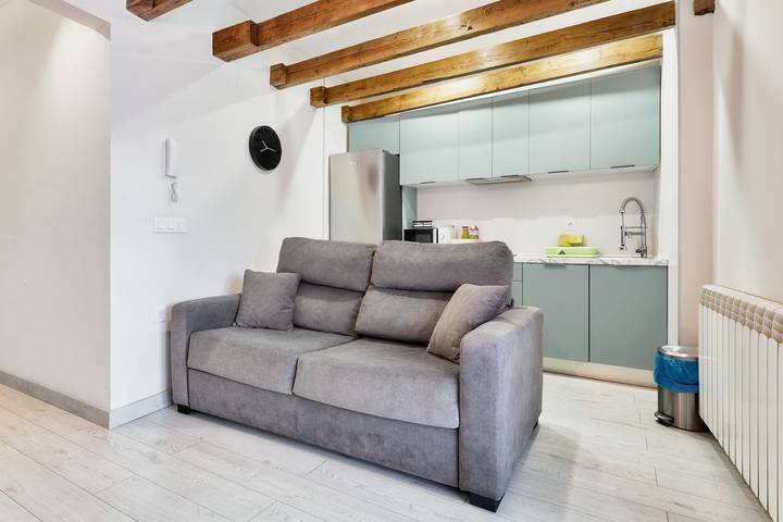 Apartamento entero, Apartamento 'El Ático De Entrevías' con Wi-Fi in León, Cordillera Cantábrica