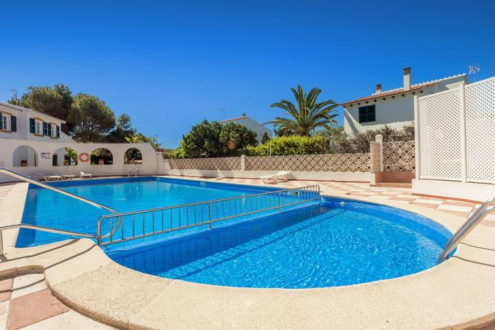 Gîte pour 4 personnes, avec jardin à Cala en Bosc