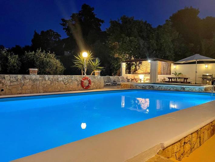 Location de vacances pour 14 personnes, avec jardin et piscine ainsi que bassin pour enfant et vue dans Mellieha - 3