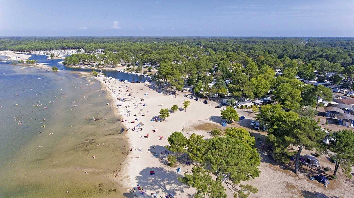 Camping 4 étoiles - Parc aquatique - eeic0h in Biscarrosse, Côte d’Argent
