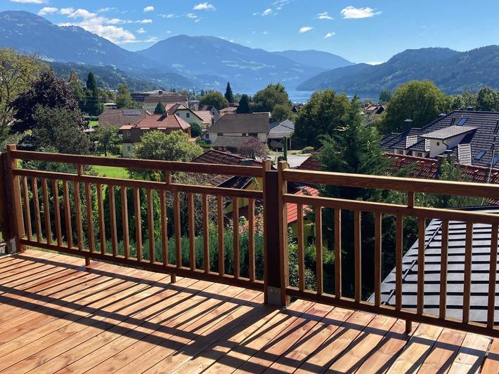 Ferienhaus für 8 Personen, mit Terrasse und Garten sowie Seeblick am Millstätter See