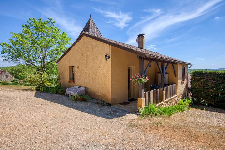 Gîte pour 5 personnes, avec terrasse et piscine en Nouvelle-Aquitaine - 2