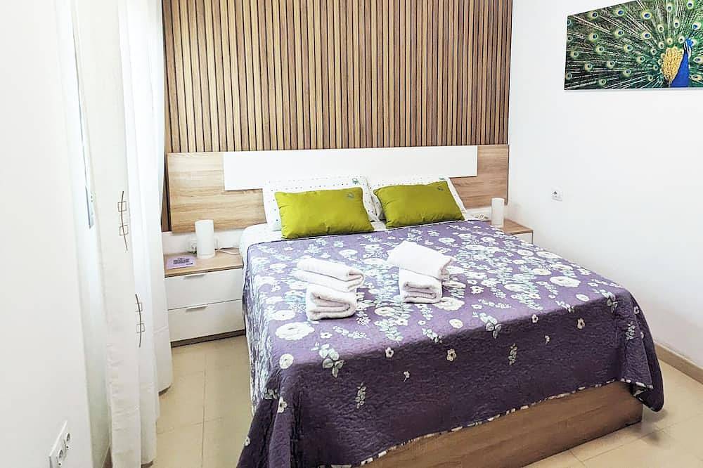 Appartement entier, \"Happy Flat Tenerife\" - 5 min. by car from South Airport and El Medano beach. in Castro (Spain), Granadilla de Abona