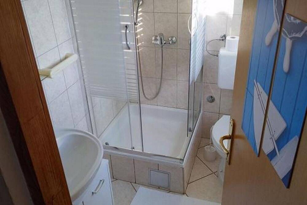 Ganze Wohnung, Apartments Blaža - Duplex Two Bedroom Apartment in Prvić Luka (Kroatische Adria), Prvić Luka