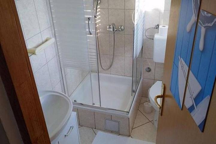 Ganze Wohnung, Apartments Blaža - Duplex Two Bedroom Apartment in Prvić Luka (Kroatische Adria), Prvić Luka