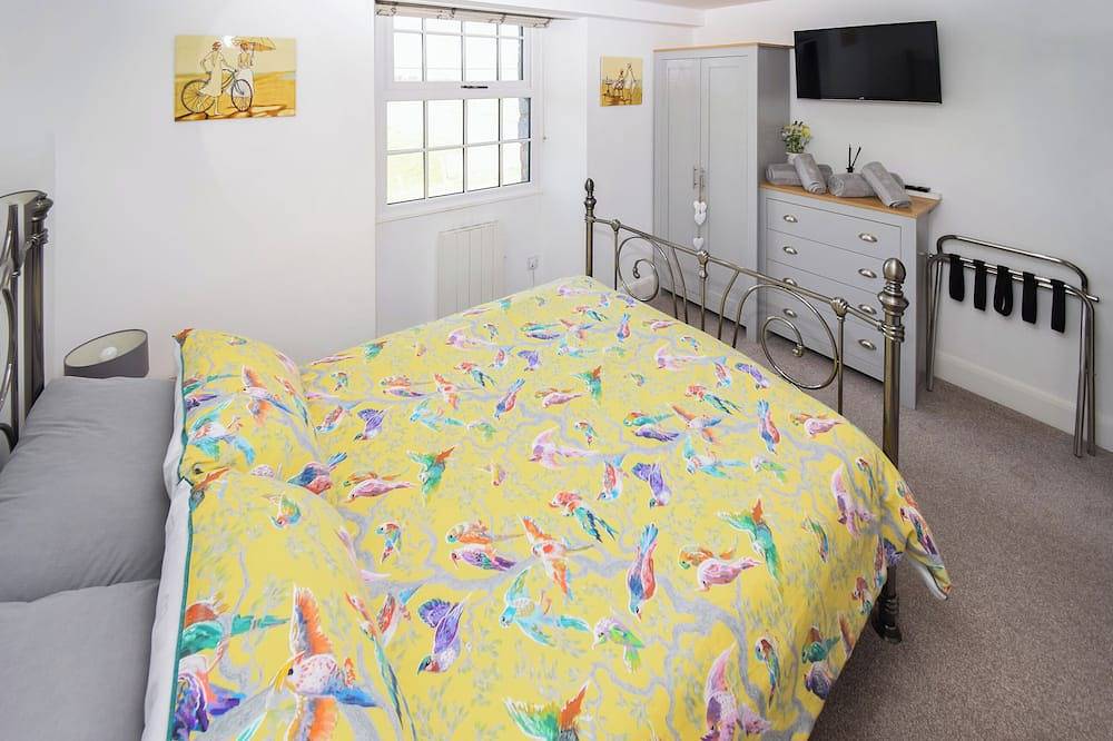 3 bedroom accommodation in Grange-over-Sands in Grange-over-Sands, Lake District