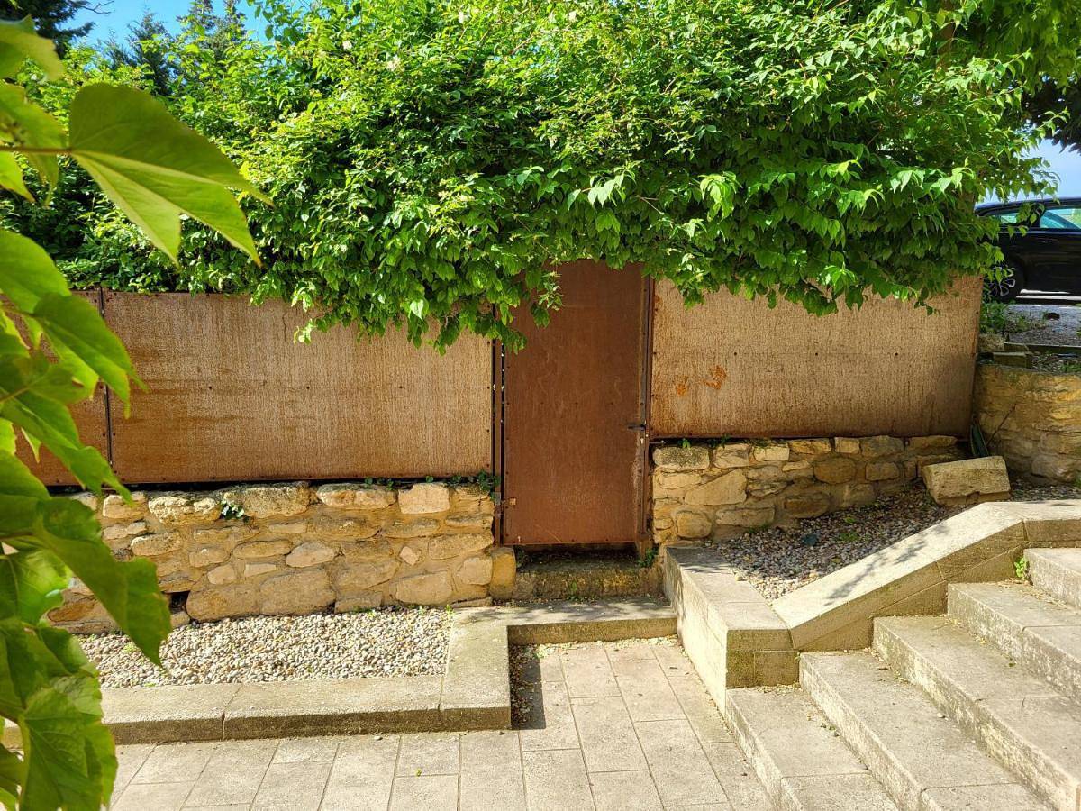 Appartement entier, Maison de village avec vue Panoramique in Pujaut, Région de Nîmes