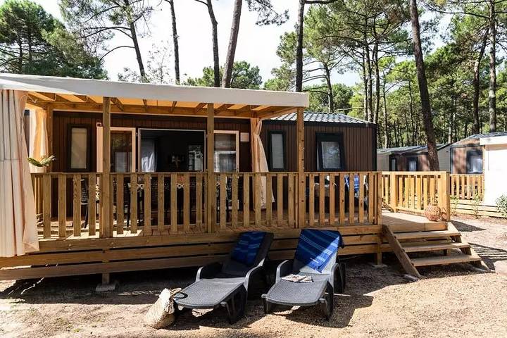 Camping pour 8 personnes, avec piscine et terrasse à Biscarrosse - 4
