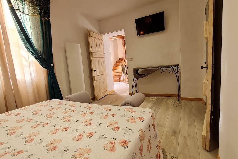Chambre d'hôte Opale – Raffinement, sérénité et bien-être garanti in Puy-l'Évêque, Quercy