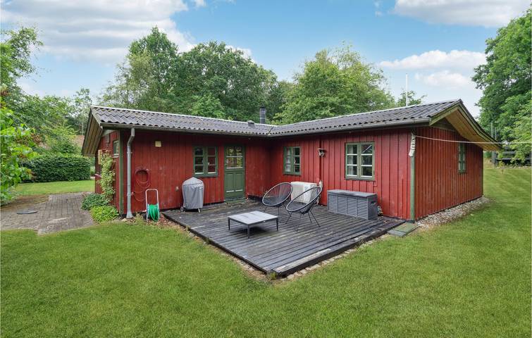 Ferienhaus für 6 Personen, mit Terrasse und Seeblick in Kvie Sø