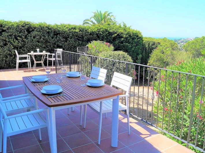 Location de vacances pour 4 personnes, avec piscine et jardin à Canyelles - 4