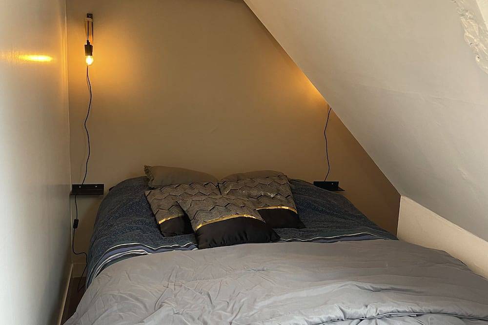 Charming, authentic house in the Jerzual in Dinan in Dinan, Dinan region