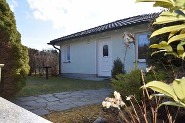 Bauernhof für 2 Personen, mit Garten und Terrasse, mit Haustier auf Usedom