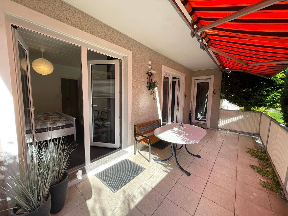 Ganze Wohnung, One-Bedroom Apartment in Löhne, Nordrhein-Westfalen