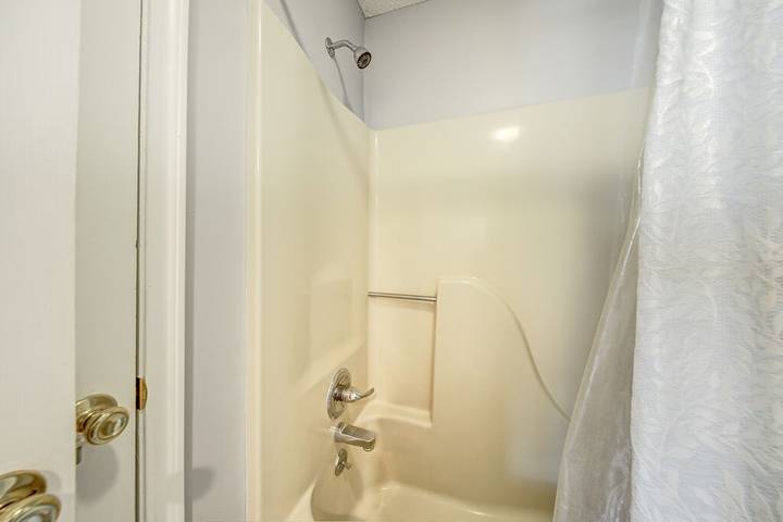 Vacation rental for 6 people, with balcony and yard in Helen