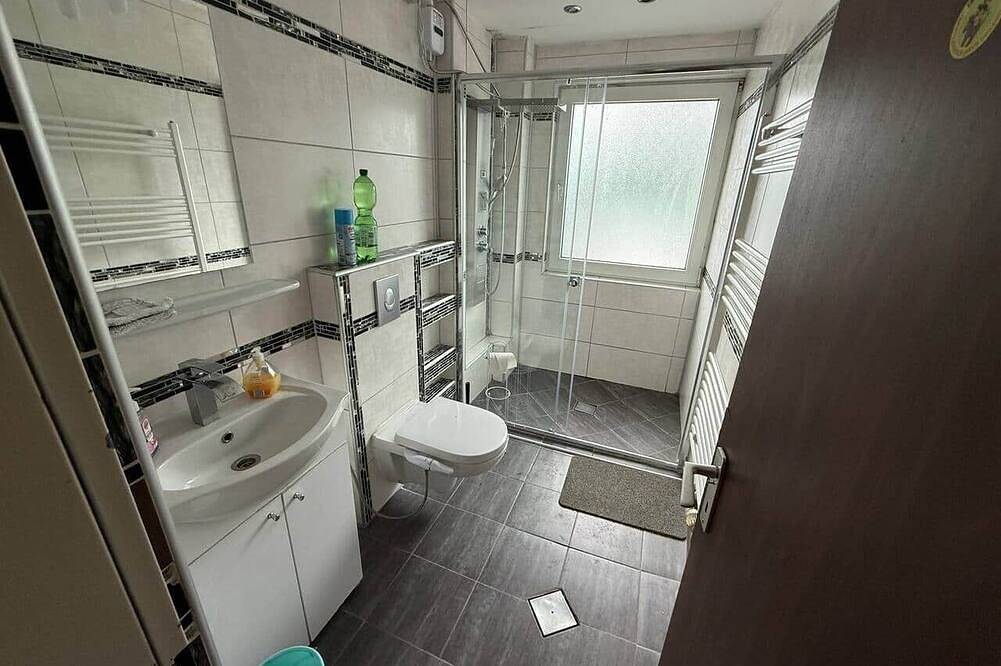 Entire apartment, Large apartment near Ikea Br in Brackwede, Bielefeld