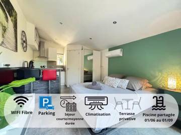 Gîte pour 2 personnes, avec terrasse à Gignac-la-Nerthe