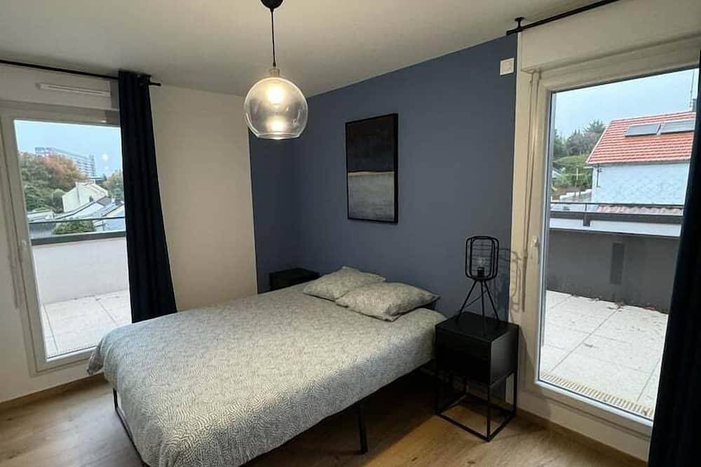 Entire apartment, Le Contrie - Beautiful apartment with terrace in Nantes, Nantes region