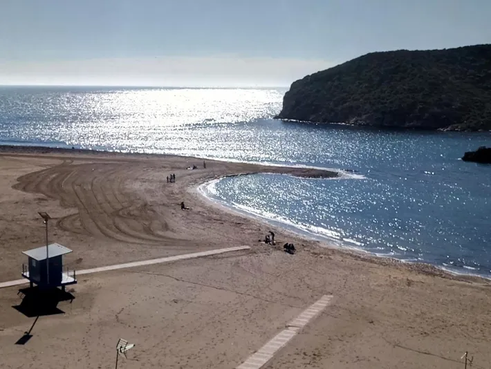 Apartamento de vacaciones para 6 personas, con terraza y vistas - 1