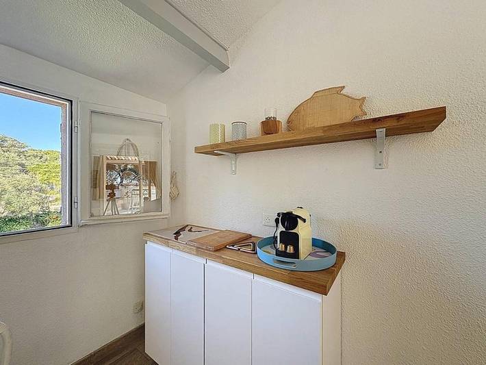 Gîte pour 4 personnes, avec terrasse dans Port Des Lecques Saint Cyr Sur Mer - 4