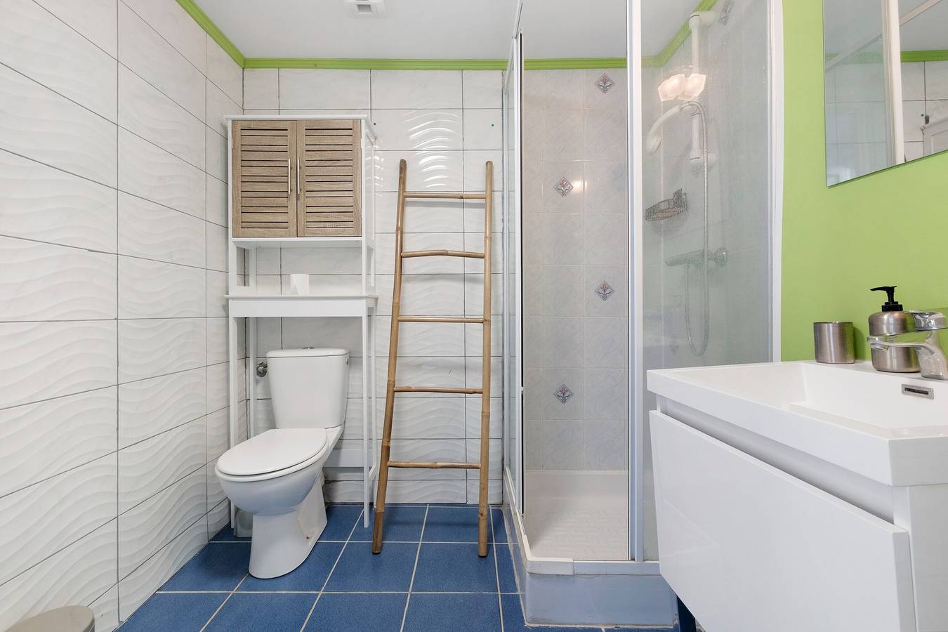 Appartement 'Le Repaire De Belette' met Privéterras, Gedeelde Tuin en Wi-Fi, foto 13