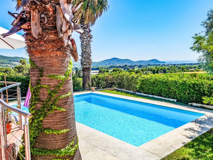 Location de vacances pour 6 personnes, avec balcon ainsi que jardin et vue à La Cadière-d'Azur - 4