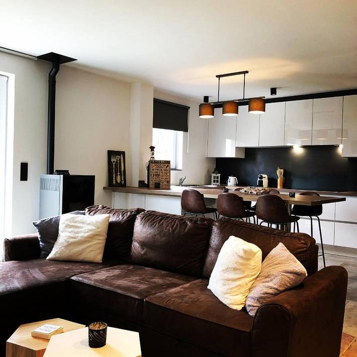 Location de vacances pour 7 personnes, avec vue ainsi que piscine et jardin à Wanze - 4